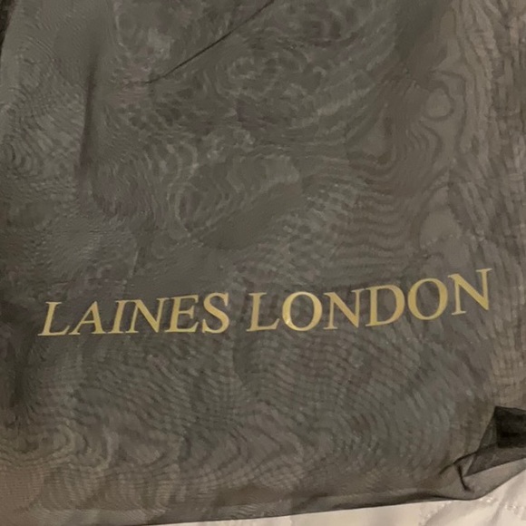 Laines London Slippers NWT Medium - Picture 4 of 16